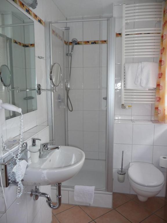 Hotel Zum Waldhorn Peterstal Zimmer foto